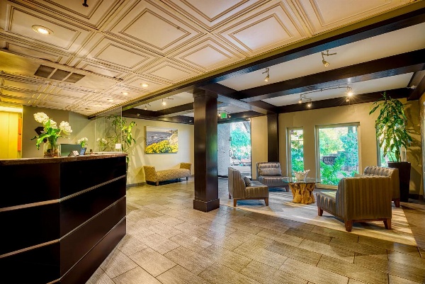 La Cuesta Inn Main image